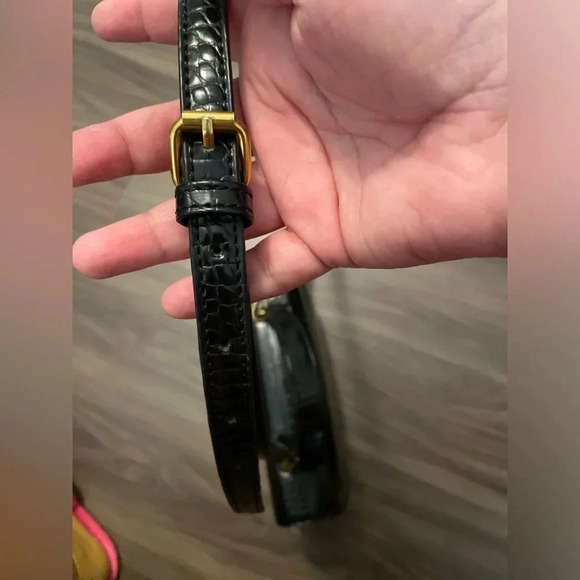 Black Faux black leather (crocodile style) with gold hardware crossbody purse - Picture 3 of 13